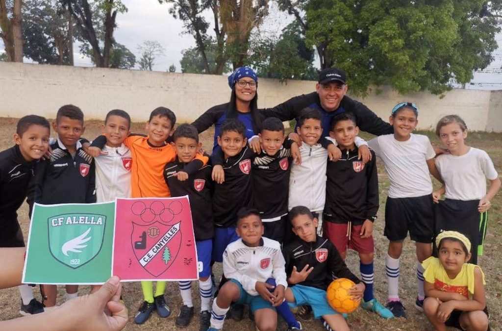 Donació de material esportiu a l’escola Gaby García de Veneçuela