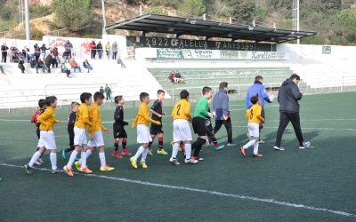 Rebel·lar-se contra dos dels favorits a tot