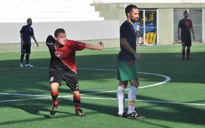 Tres debuts a la lliga i assalt al primer lloc