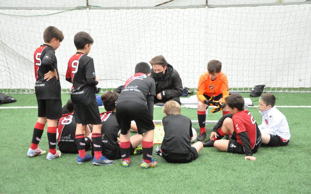 Infantil ‘A’ i Aleví ‘E’: els líders de 15 punts